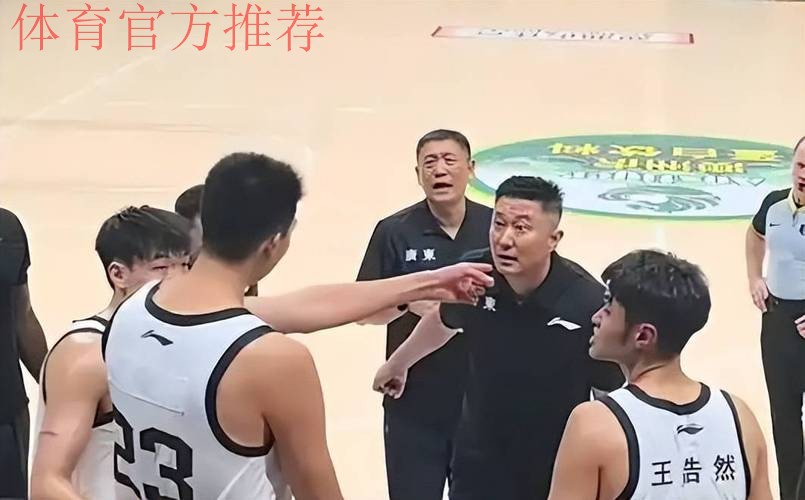 广东3消息！徐昕轰6+13打脸杜锋，萨姆纳满血复出，双张被放弃