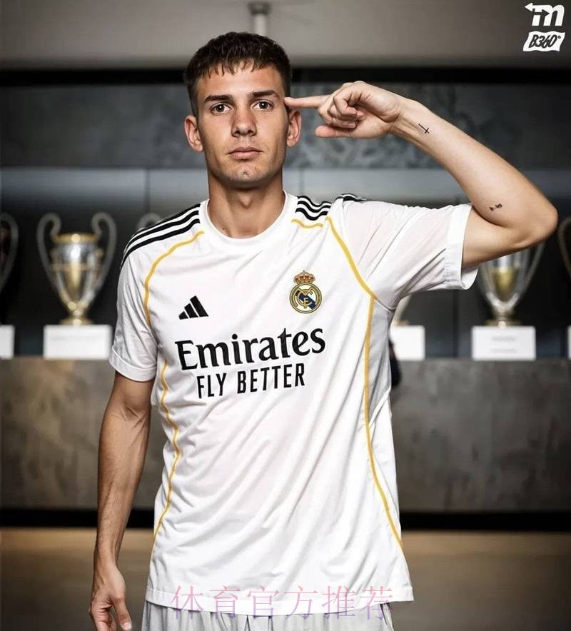 马卡:马斯坦托诺将抵达马德里 或穿9号球衣 马卡:马斯坦托诺将抵达马德里 或穿9号球衣